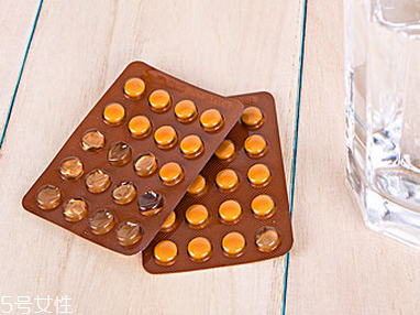 葉酸和鈣片可以同時(shí)吃嗎？葉酸和鈣片同吃無(wú)害