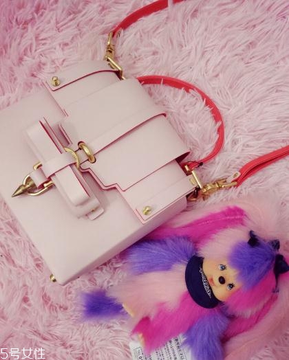 niels peeraer哪國的？美到犯規(guī)的少女心包包