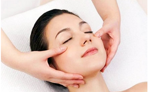 果酸換膚一次多少錢？果酸護(hù)膚后保養(yǎng)很重要