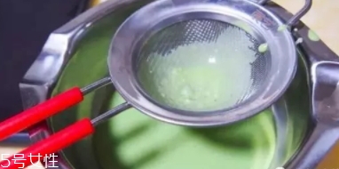 抹茶毛巾卷多少錢一個？ins上的最紅抹茶甜點