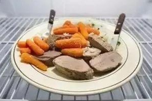 剩菜有哪些風(fēng)險(xiǎn)？食物還是新鮮的好