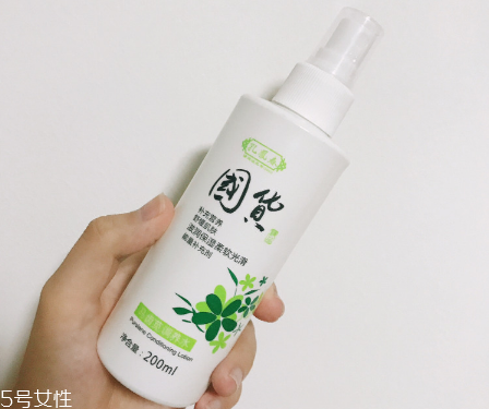 孔鳳春馬齒筧調(diào)養(yǎng)水噴霧使用方法 用了就會愛上這款國貨爽膚水 孔鳳春馬齒筧調(diào)養(yǎng)水噴霧使用方法 用了就會愛上這款國貨爽膚水