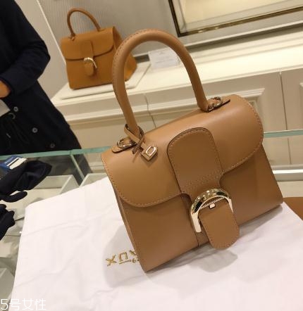 delvaux是哪個(gè)國家的？皇家專寵奢侈品牌