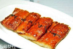 鰻魚(yú)死了還能吃嗎 小心會(huì)中毒 鰻魚(yú)死了還能吃嗎 小心會(huì)中毒