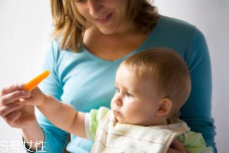 如何逐漸減少母乳的次數？轉移注意力很管用