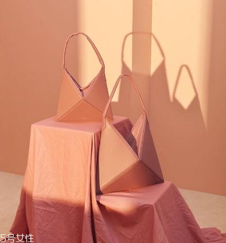 mlouye是哪個國家的牌子？值得收藏的設計感包包