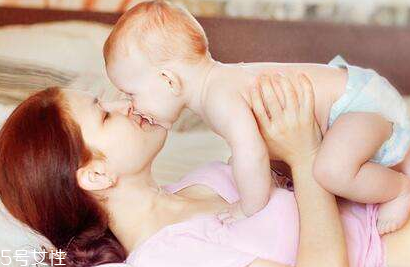 濕疹怎么治才管用？內(nèi)外同治是關鍵