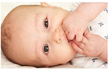 濕疹怎么治才管用？內(nèi)外同治是關鍵