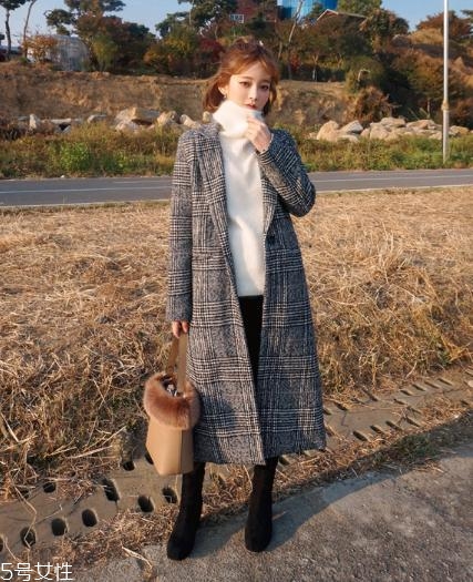 灰色大衣配什么顏色包包？這樣搭配穿出高級(jí)感