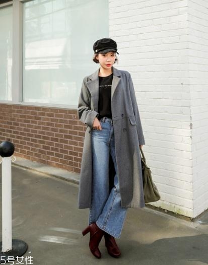 灰色大衣配牛仔褲好看嗎？打造中性灑脫范兒