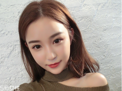 激光點(diǎn)痣一般多少錢？激光點(diǎn)痣通常需要多次治療