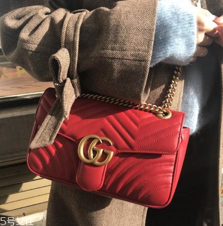 gucci包包多少錢？女人都對它欲罷不能