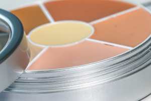 遮瑕膏可以遮黑眼圈嗎？要選對遮瑕膏顏色