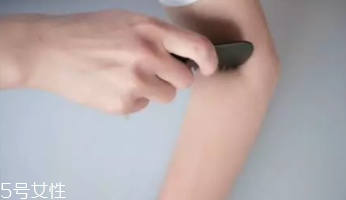 梳子的隱藏技能有哪些？梳梳手臂緩解便秘