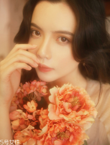 補佳樂能豐胸嗎？豐胸方法分享