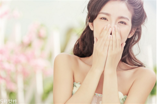 激光洗眉后紅印怎么樣淡化？激光洗眉后要做好防曬工作