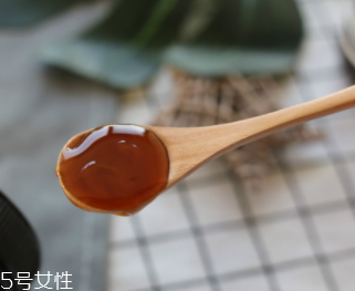 麥盧卡蜂蜜有什么驚人功能？?jī)?nèi)服外敷功能強(qiáng)大