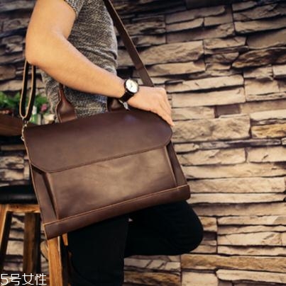 瘋馬皮是真皮嗎？可以自我修復(fù)的神奇皮革