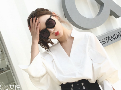 激光點(diǎn)痣要點(diǎn)幾次才干凈？激光點(diǎn)痣一定要注重防曬