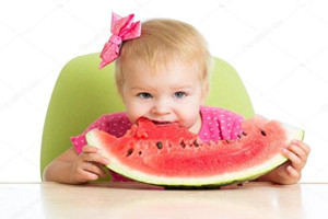 寶寶多大能吃西瓜呢？10個(gè)月以后可吃