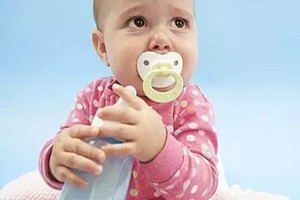 給寶寶斷奶要怎樣做才好？斷奶五大注意事項(xiàng)