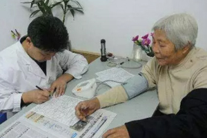 冬天老人容易犯哪些??？低溫易誘發(fā)5種病