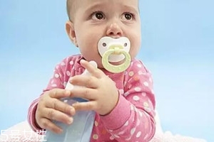 給寶寶斷奶要怎樣做才好？斷奶五大注意事項(xiàng)