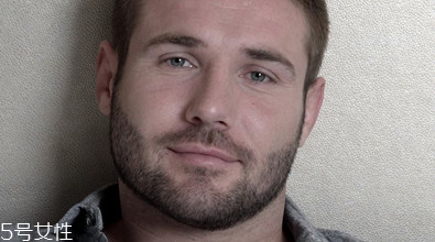 如何從男人的胡子看出疾??？胡子顏色是關(guān)鍵