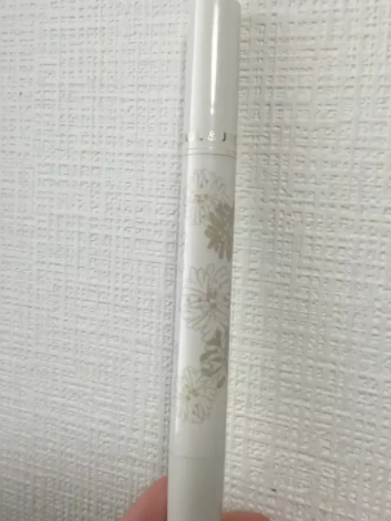 遮瑕棒什么牌子好？6款網(wǎng)紅遮瑕棒幫你解決肌膚問(wèn)題