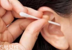 耳屎過多的真相是什么？有可能是咽喉發(fā)炎了