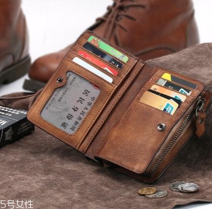 植鞣皮怎么保養(yǎng)？復古風必備的錢包款式
