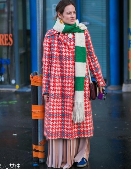 冬天穿什么裙子好看？做一個(gè)精致的豬豬女孩