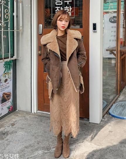 冬天穿什么裙子好看？做一個(gè)精致的豬豬女孩