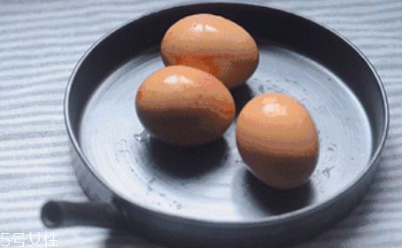 蛋黃煮綠了能吃嗎？硫化物對(duì)身體無害