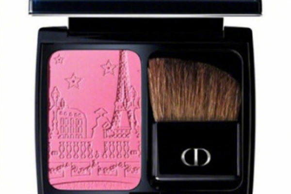 迪奧70周年限定口紅試色 迪奧粉一定要收 迪奧70周年限定口紅試色 迪奧粉一定要收