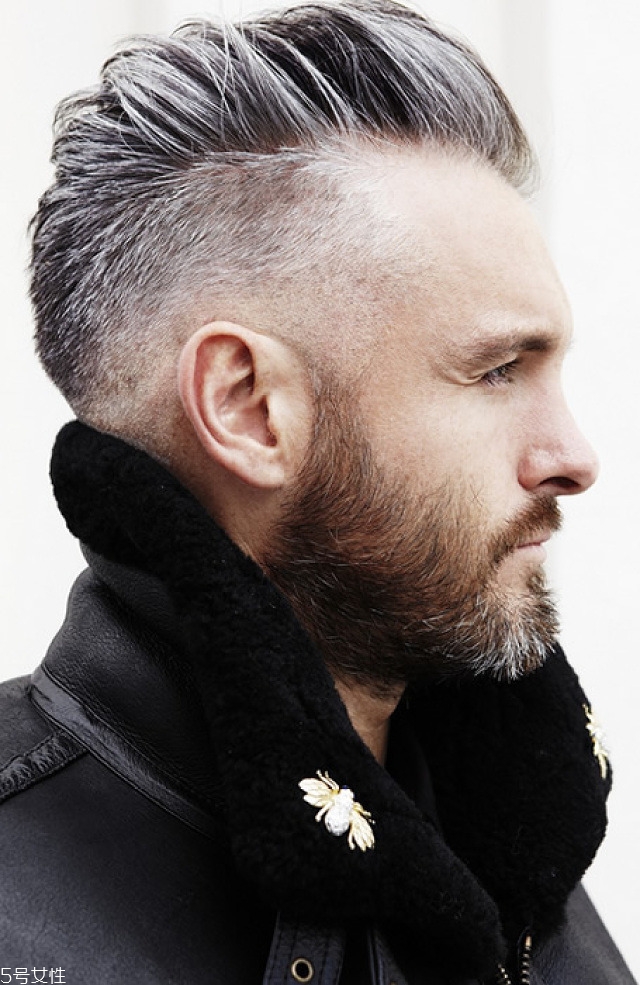 輕熟男穿衣打扮技巧 型男養(yǎng)成計劃 輕熟男穿衣打扮技巧 型男養(yǎng)成計劃