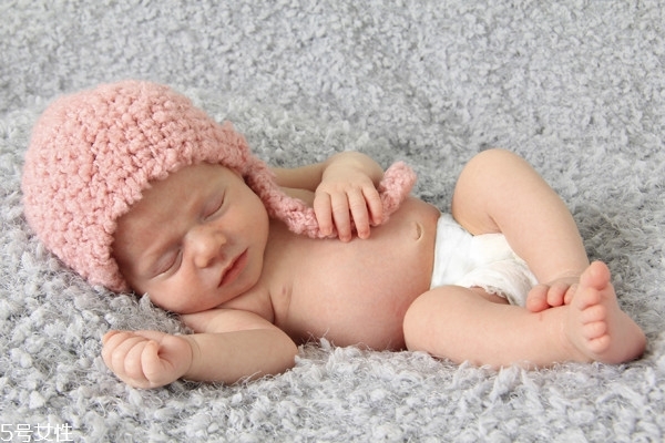 寶寶睡覺磨牙會(huì)造成哪些影響？5個(gè)影響需注意