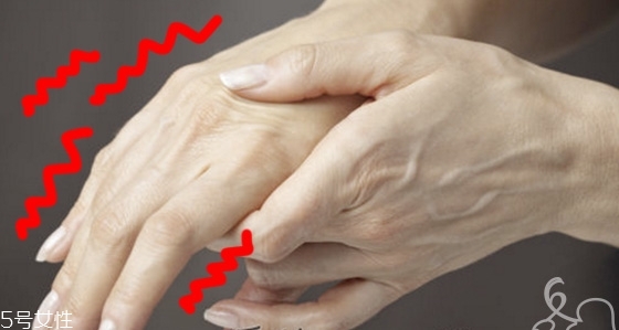 睡覺手麻了有哪些原因？5大原因需注意