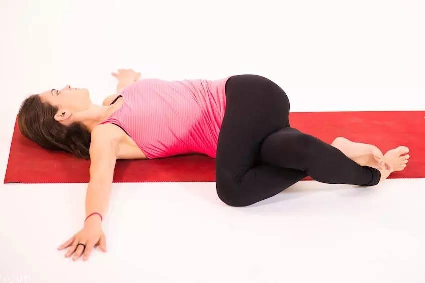 每天靠墻抬腳有什么好處？6大好處讓你想象不到