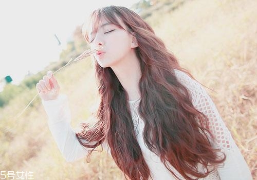 脖子后面有痣好嗎？激光冷凍祛痣易導(dǎo)致癌變