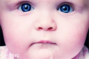 怎樣應(yīng)對寶寶口臭問題？體內(nèi)外調(diào)節(jié)是關(guān)鍵