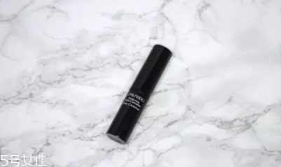 遮瑕棒和遮瑕液哪個(gè)好？遮瑕力度有區(qū)別