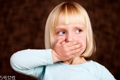 怎樣應(yīng)對寶寶口臭問題？體內(nèi)外調(diào)節(jié)是關(guān)鍵
