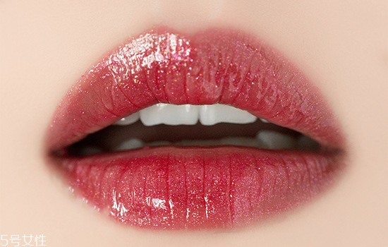 kiko 3d唇釉哪個色好看？試色大全