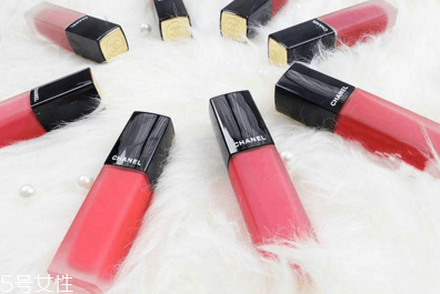 香奈兒豆沙色唇釉是幾號(hào)？廣受好評(píng)的香奈兒唇釉
