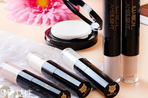 遮瑕液和bb霜哪個(gè)先用？遮瑕液和bb霜存在區(qū)別