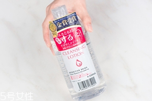 卸妝水凍住了還可以用嗎？怎么化凍卸妝水最合適