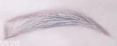 眉型為什么很奇怪？眉頭沒畫好