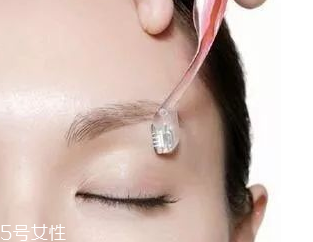 眉型為什么很奇怪？眉頭沒畫好