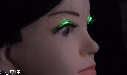 發(fā)光假睫毛多少錢？一閃一閃亮晶晶